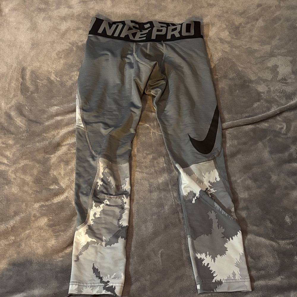 Nike Kids Pro Gray Camo Leggings